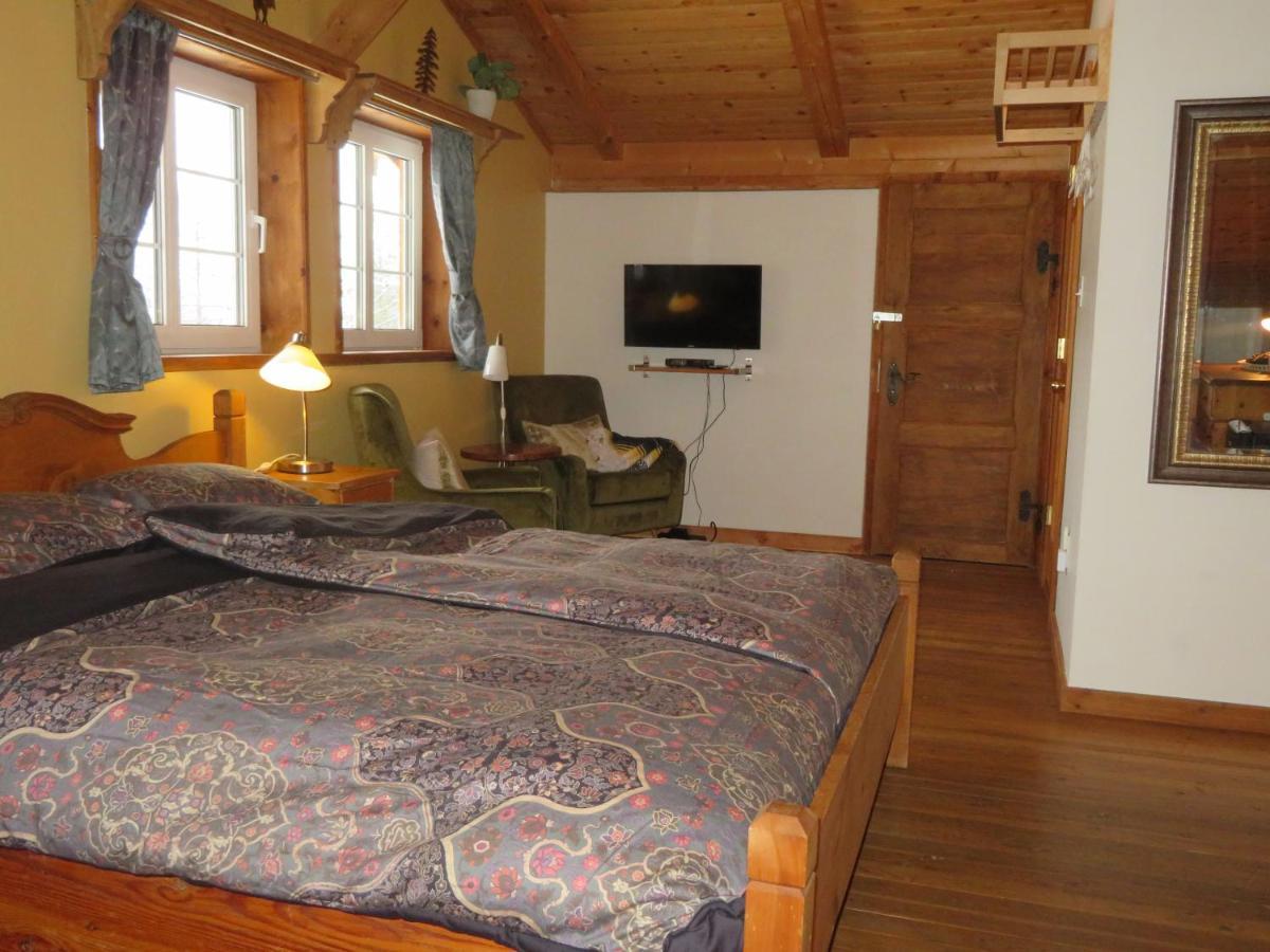 Alpenglow Bed And Breakfast Kimberley Esterno foto